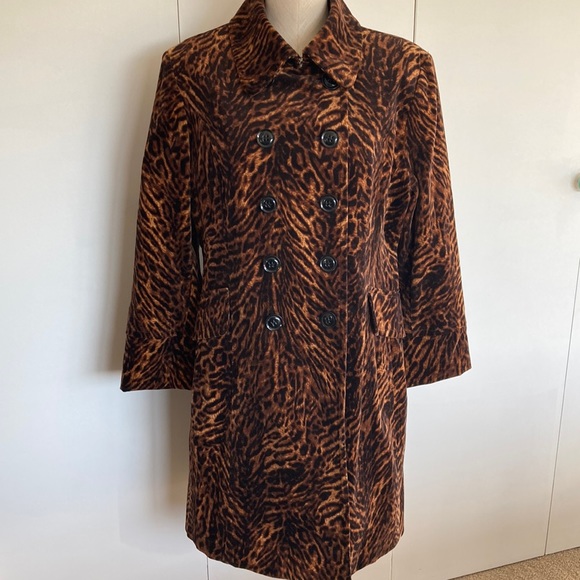 Gallery Jackets & Blazers - Gallery Leopard Print Double-Breasted Coat